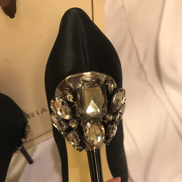 BCBG Max Azria heels - Picture 2 of 8